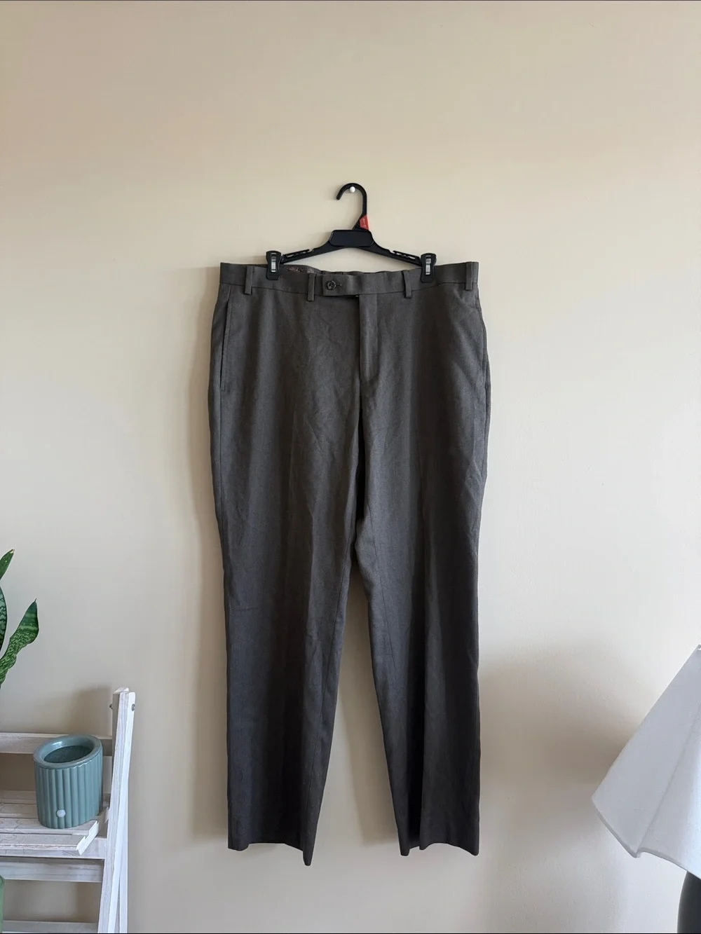 Ralph Lauren Men's Straight Chinos in Dark Olive Green